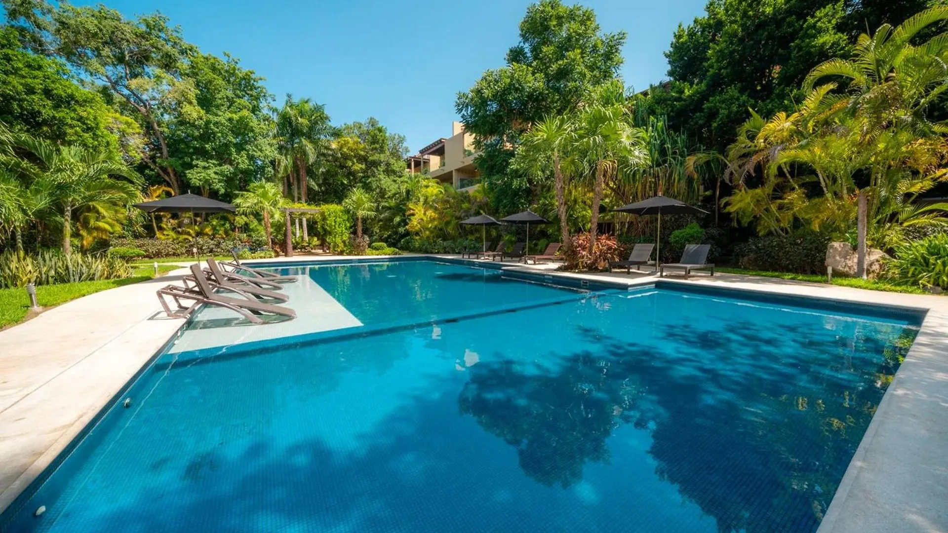 Condo Valentine 5 Star, 4 Pools, Gym, Concierge Services, 24-Hr Security メキシコ