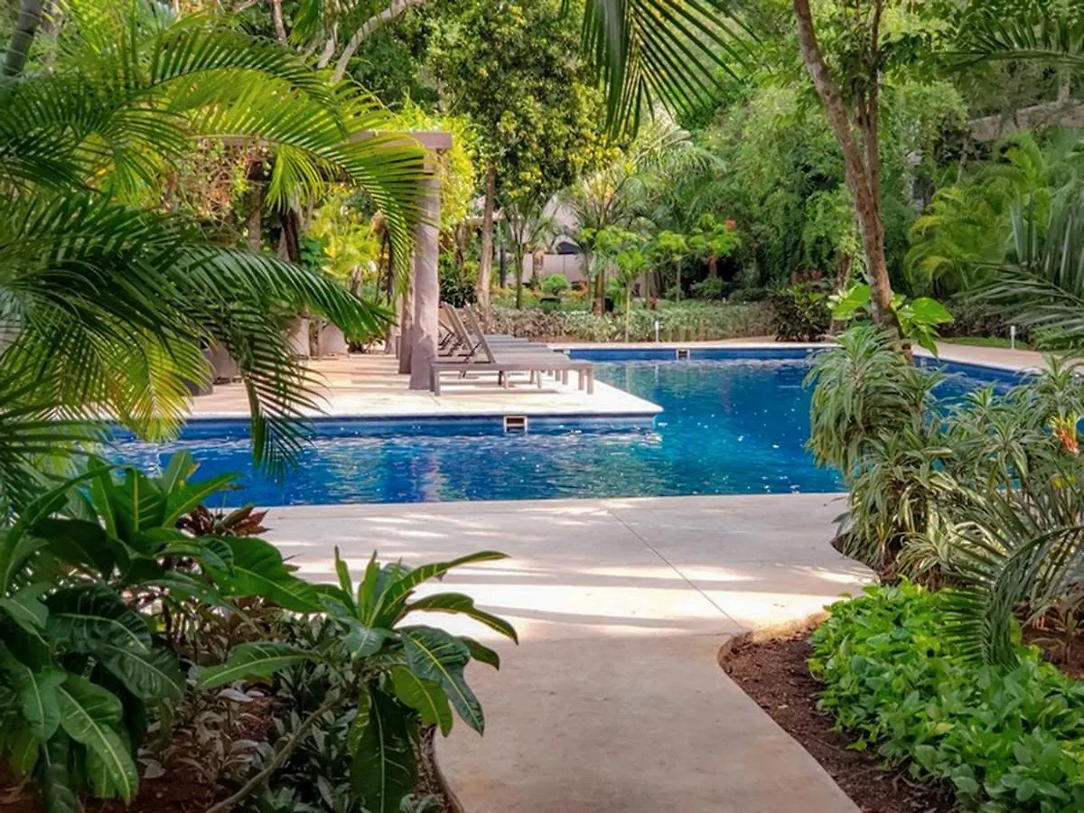 5 Star Condo, 3 Bedrooms, 4 Pools, Gym, Beach Club, Concierge Services & Security Playa del Carmen
